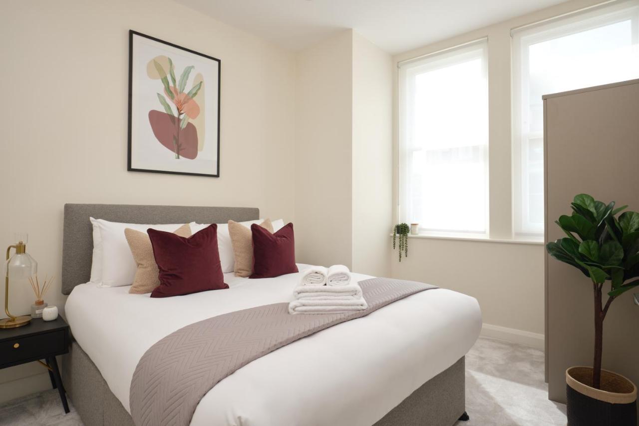 Fulham - Hestercombe House By Viridian * London
