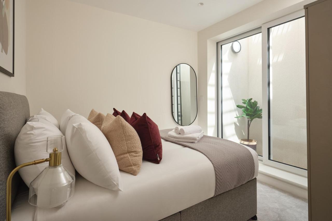 Fulham - Hestercombe House By Viridian