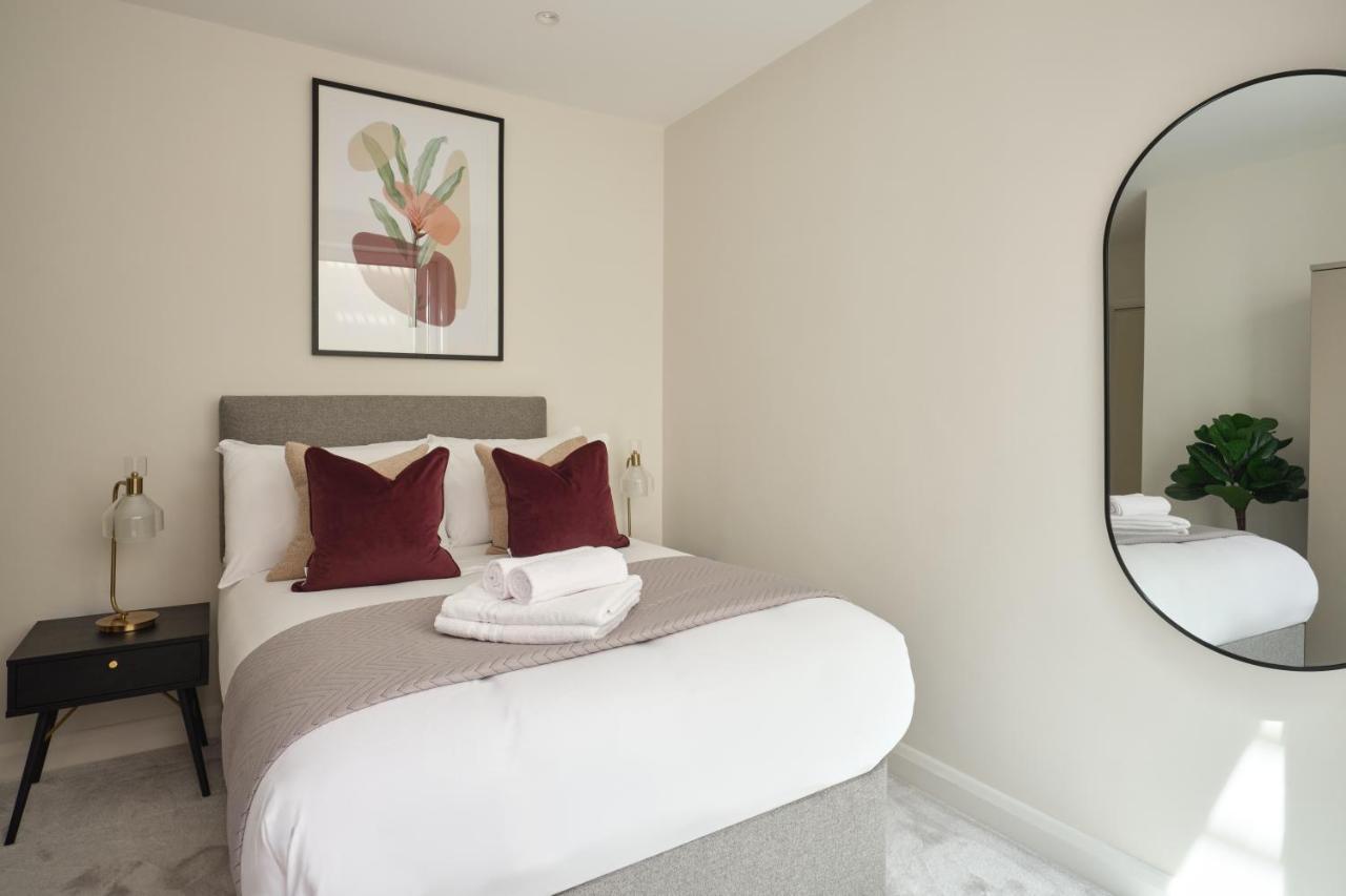 Fulham - Hestercombe House By Viridian * London